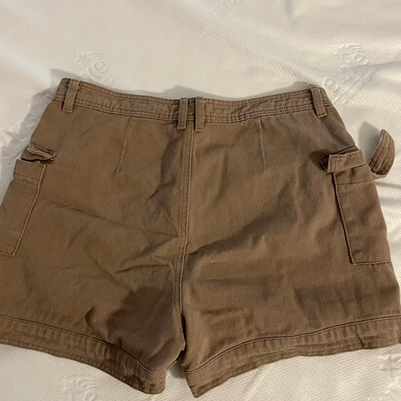 tan shorts - Picture 3 of 3